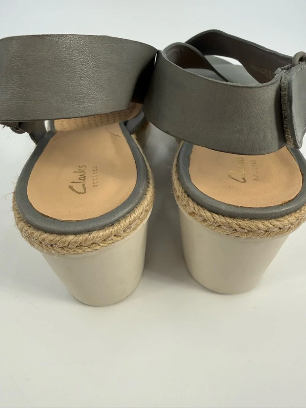 Clarks Artisan Gray Leather Wedge Sandals Slingback Platform Espadrille Style